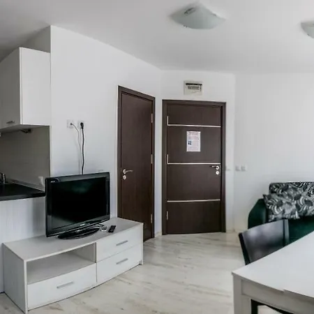 Apartment Laguna Beach With Sea View Rawda