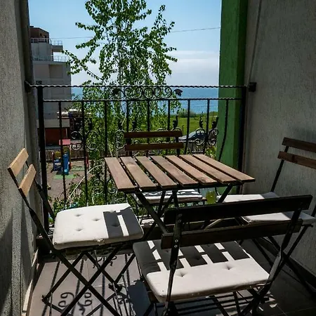 Apartment Laguna Beach With Sea View Rawda