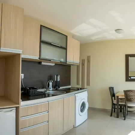 Laguna Beach With Sea View Apartment *